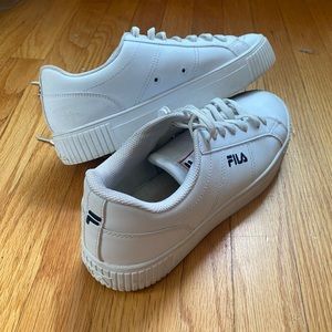White Fila Sneakers Panache 19